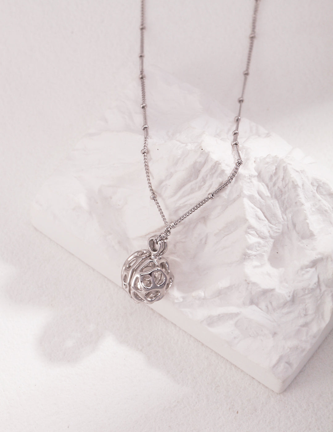 Aeris Orb Necklace