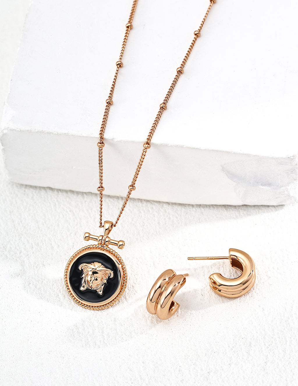 Aero Curve Earrings