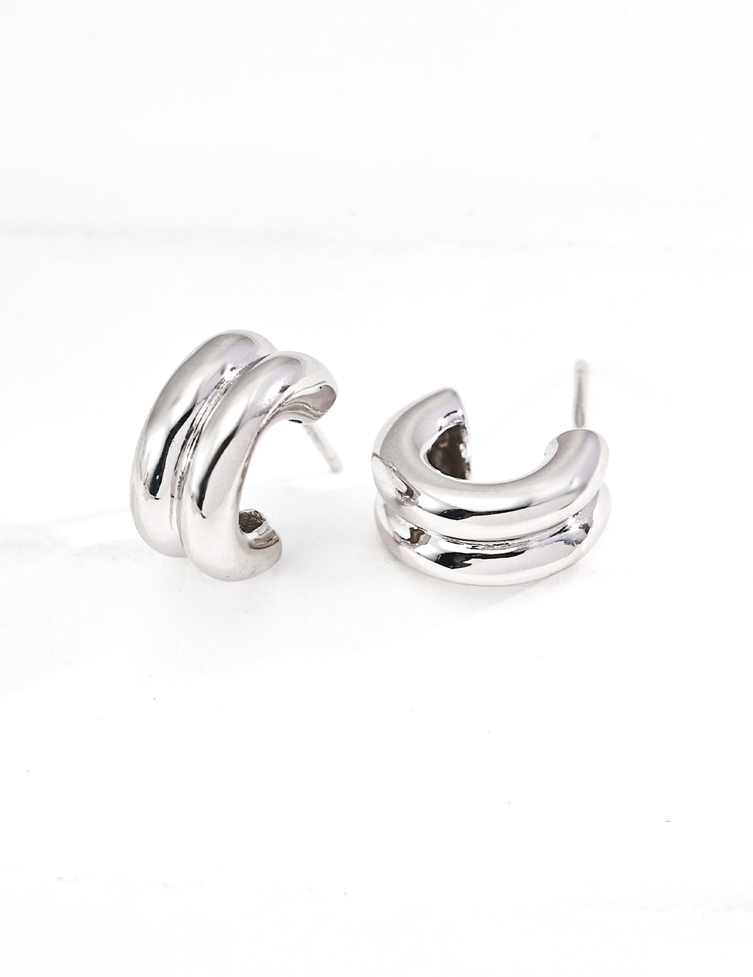 Aero Curve Earrings