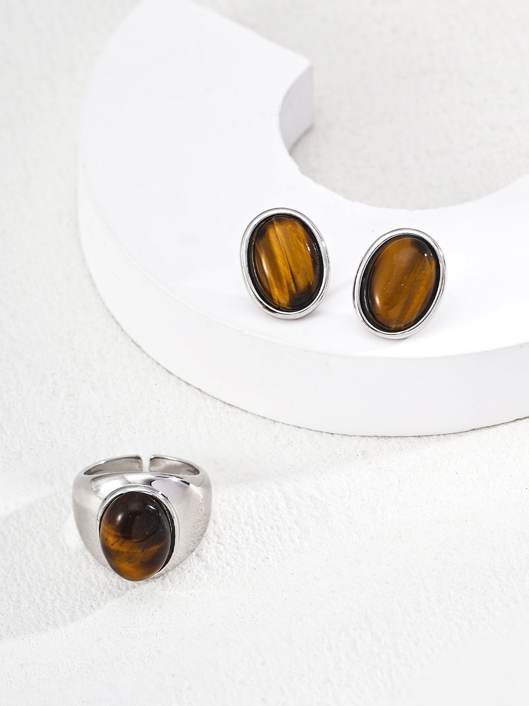 Amber Gaze Earrings