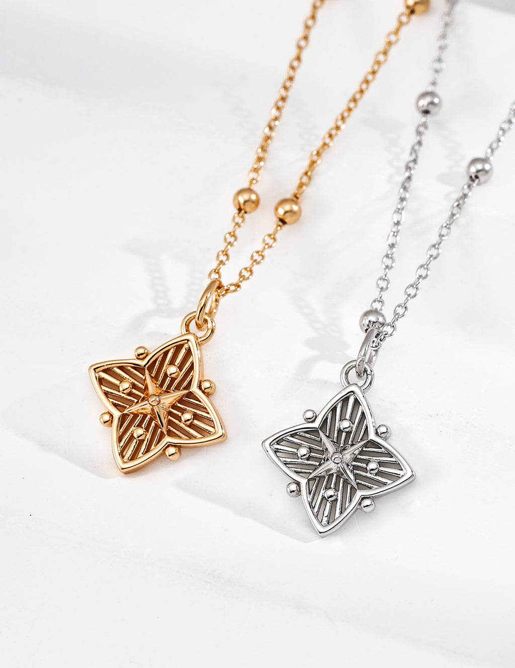 Astralis Clover Necklace