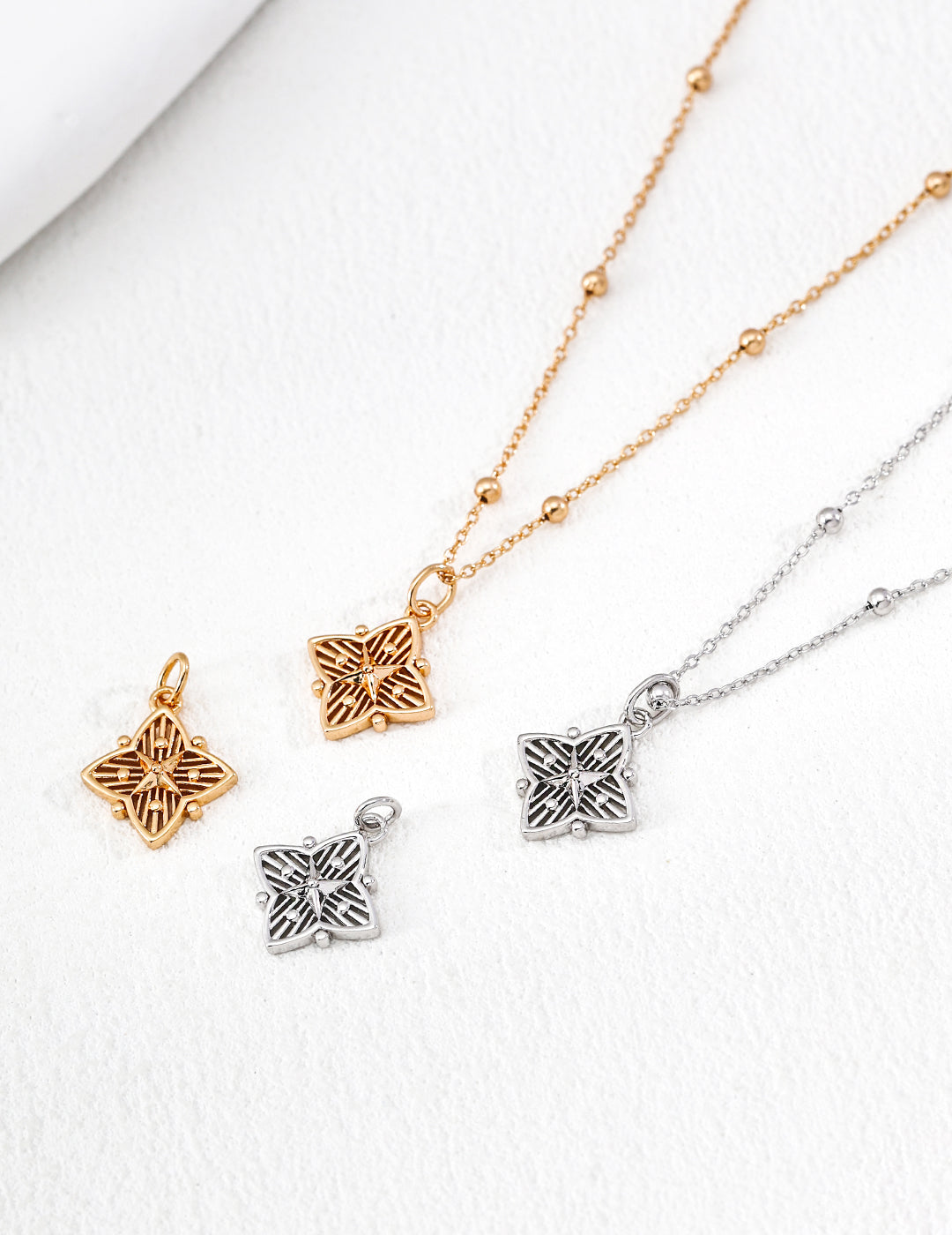 Astralis Clover Necklace