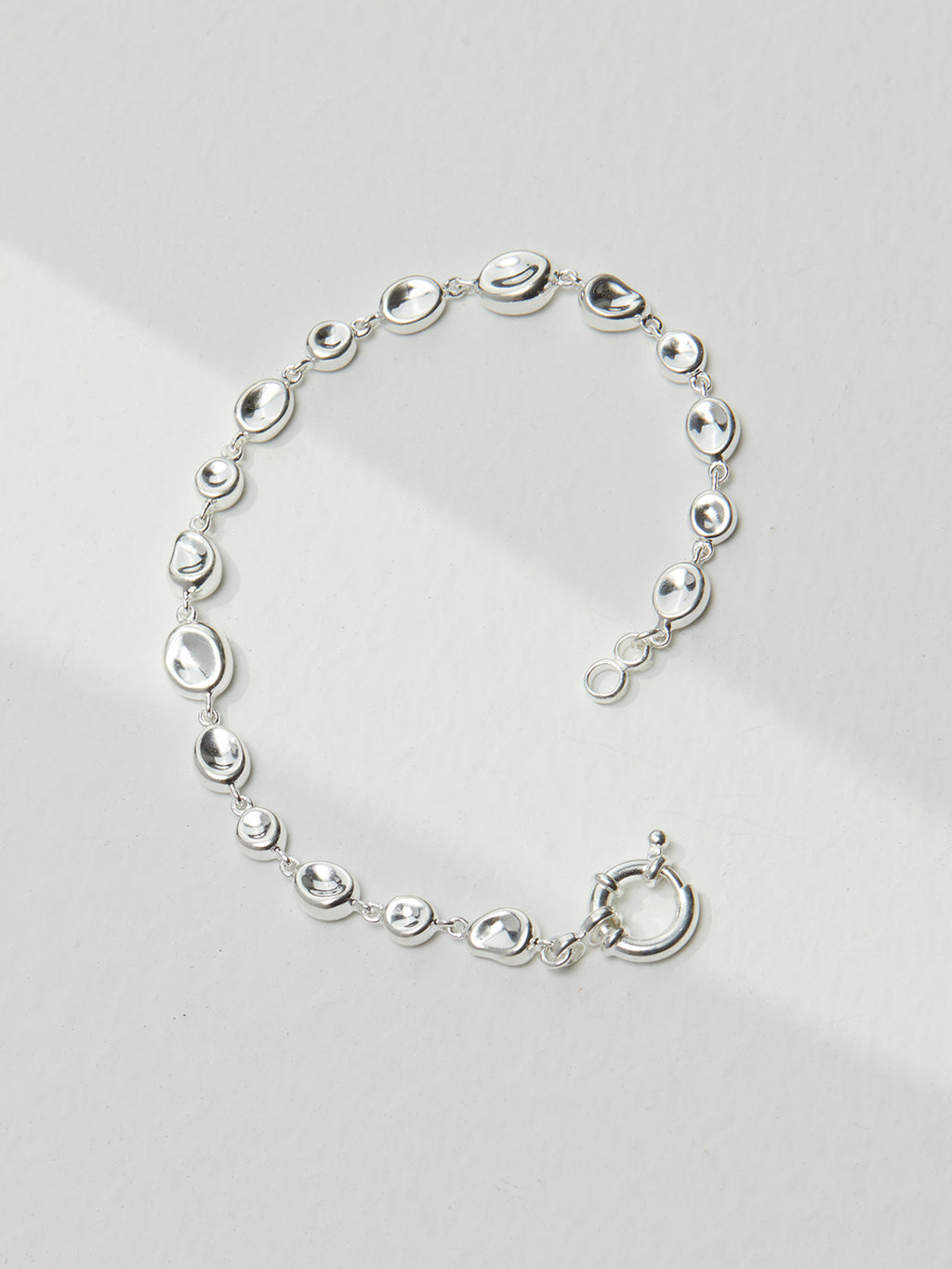 Aurelia Flow Bracelet