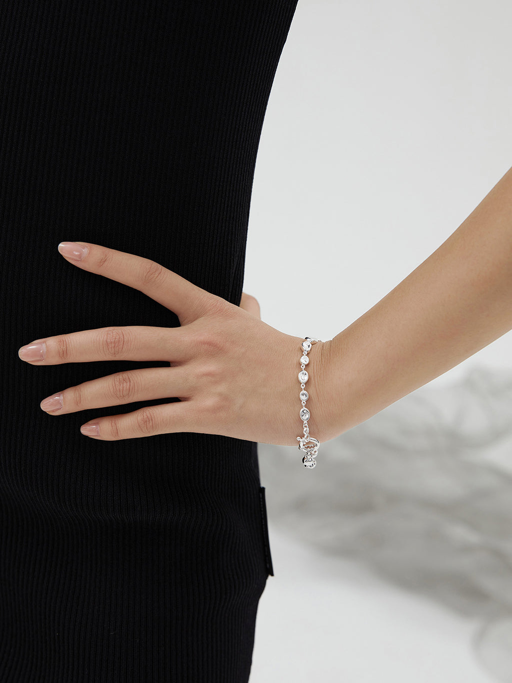 Aurelia Flow Bracelet