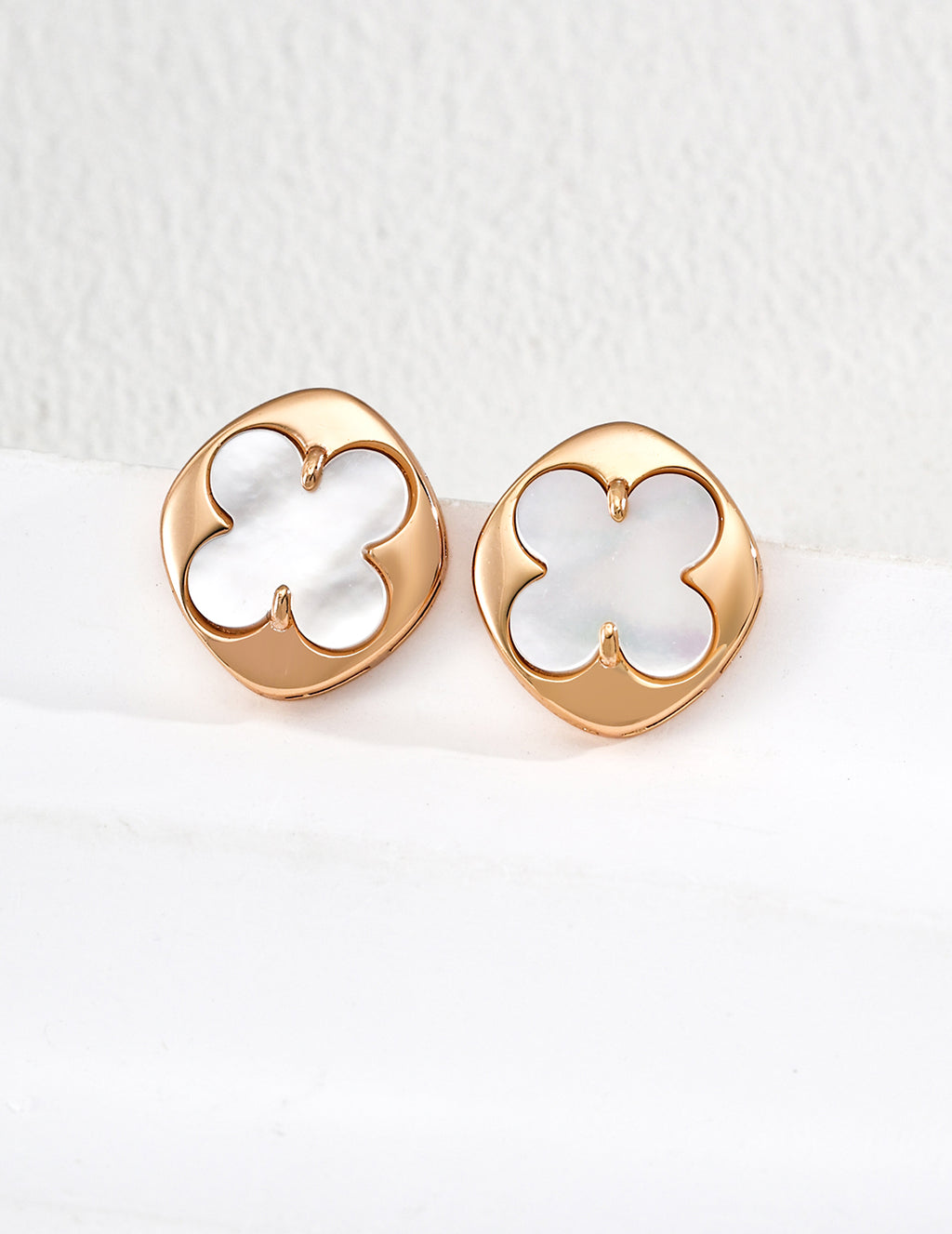 Clova Mother of Pearl Earrings