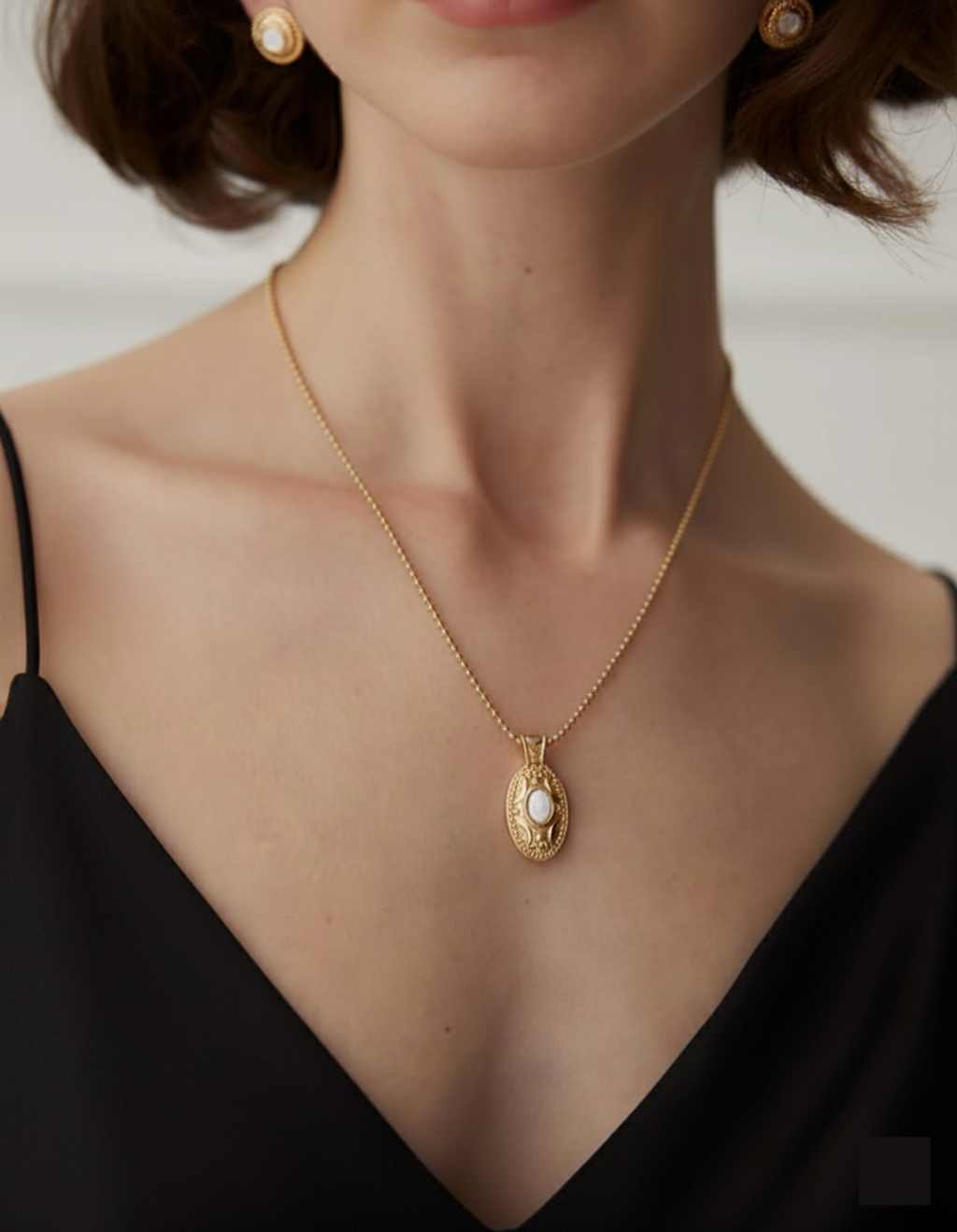 Costal Heirloom Pendant Necklace