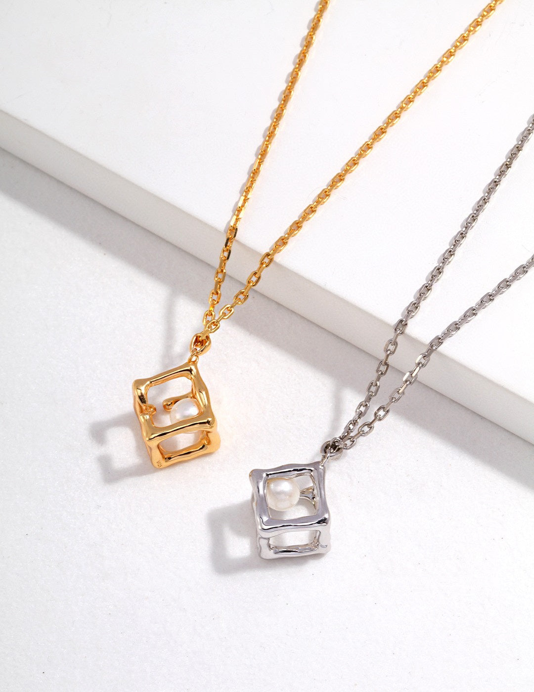 Cubis Pearl Necklace