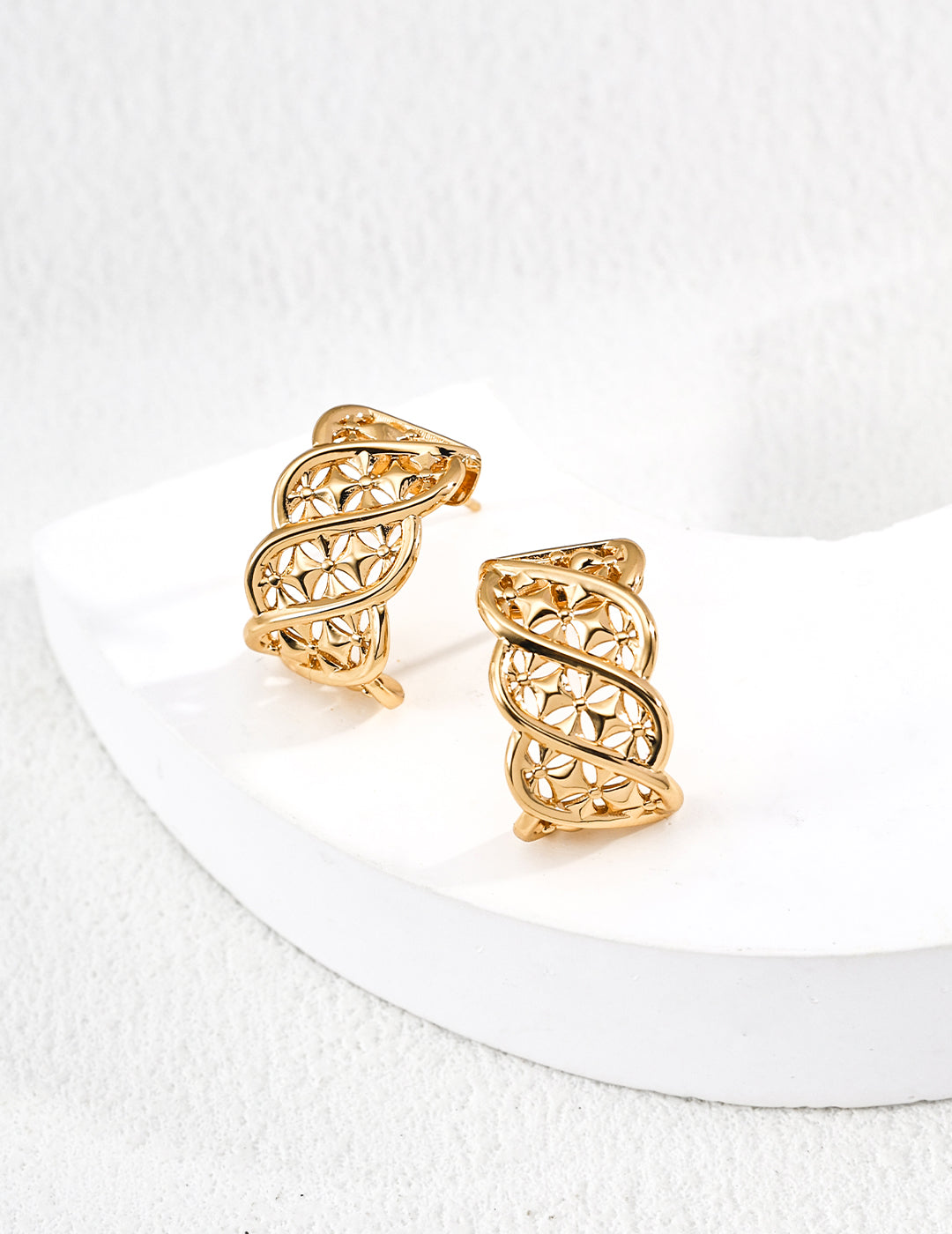 Elara Flow Earrings
