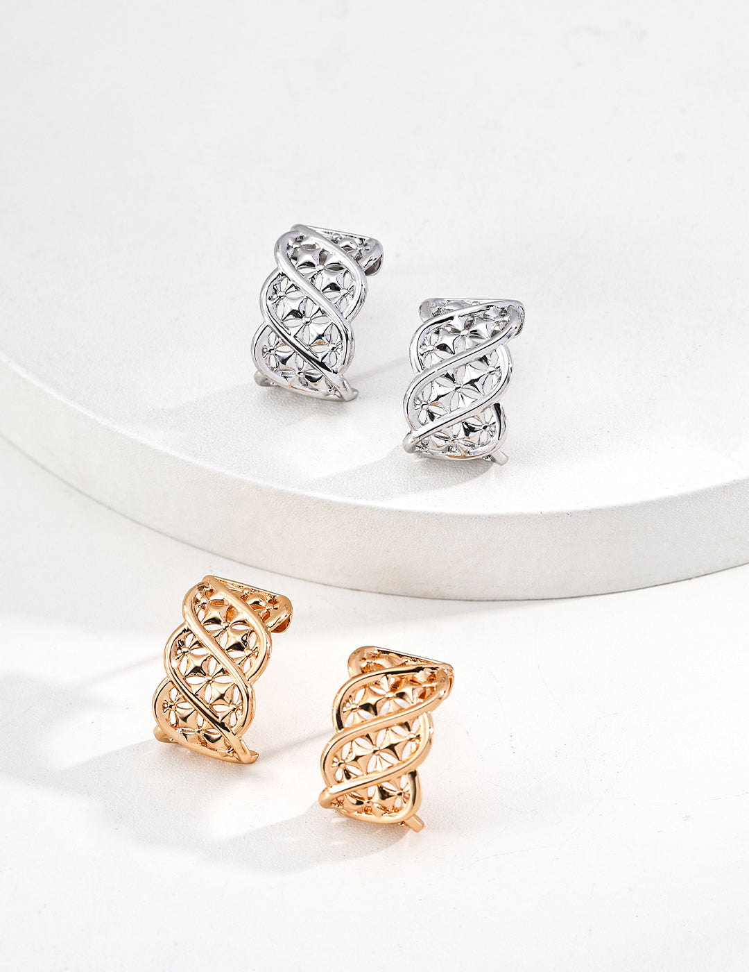 Elara Flow Earrings