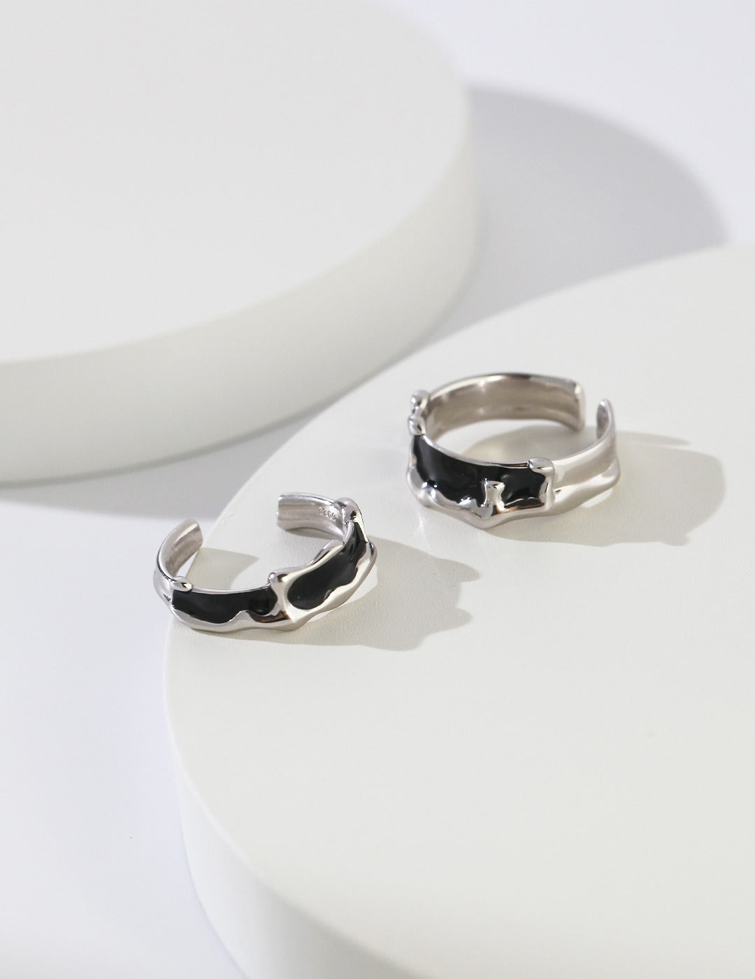 Fluid Veil Ring