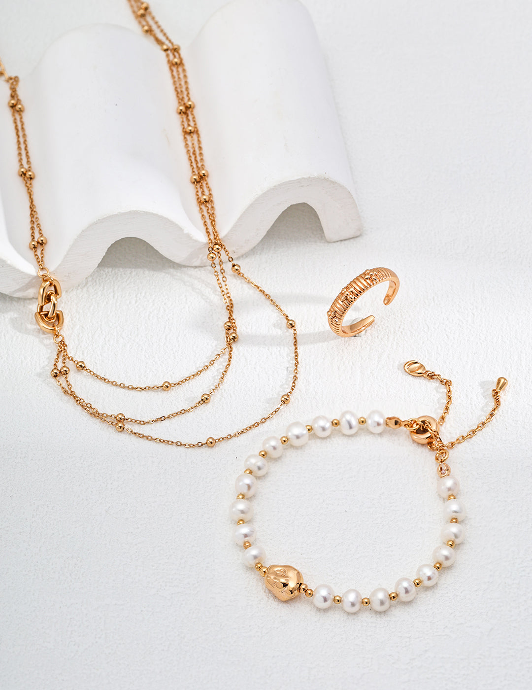 Golden Tides Necklace