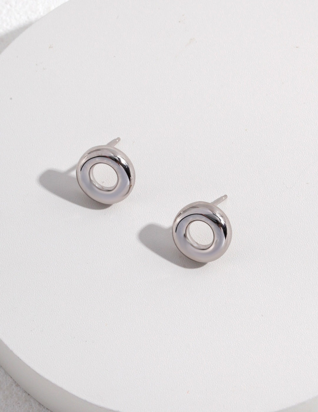 Halo Orbit Studs