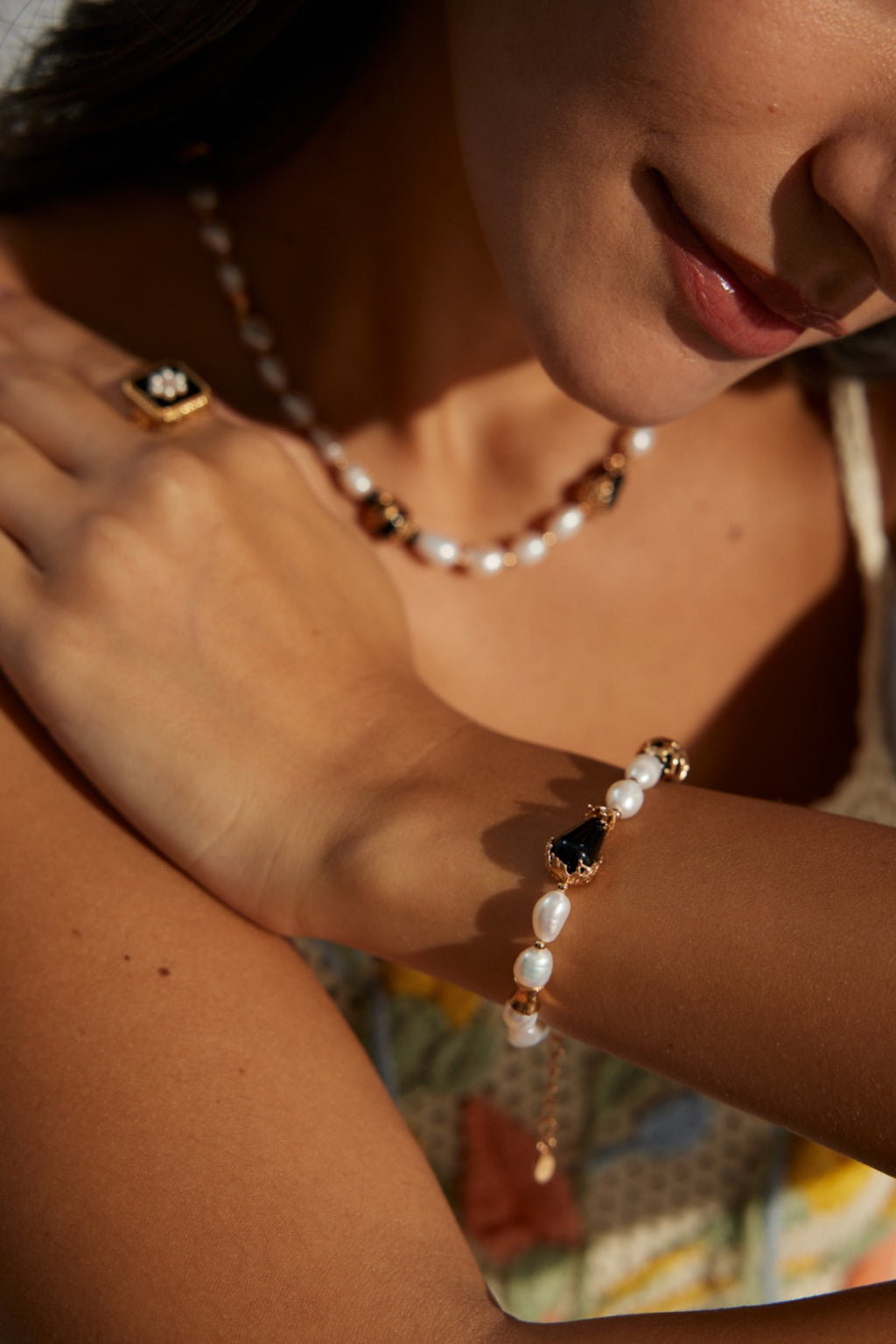 Midnight Pearl Bracelet