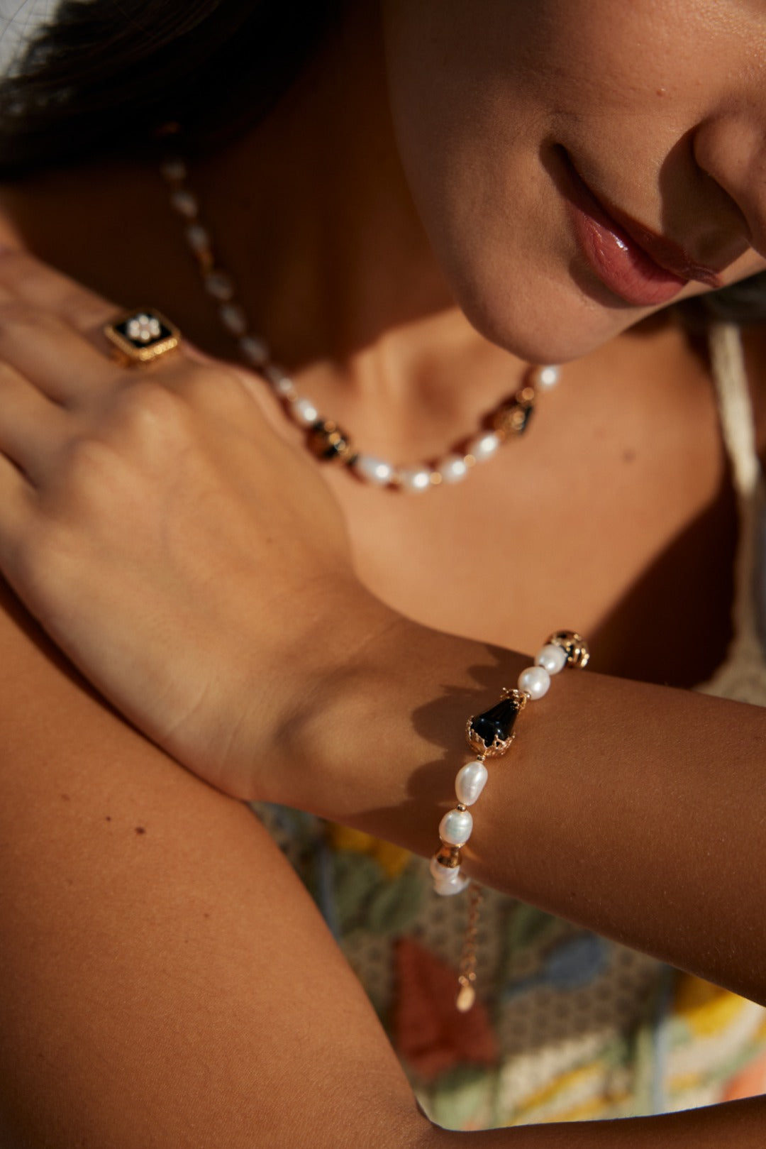 Midnight Pearl Bracelet