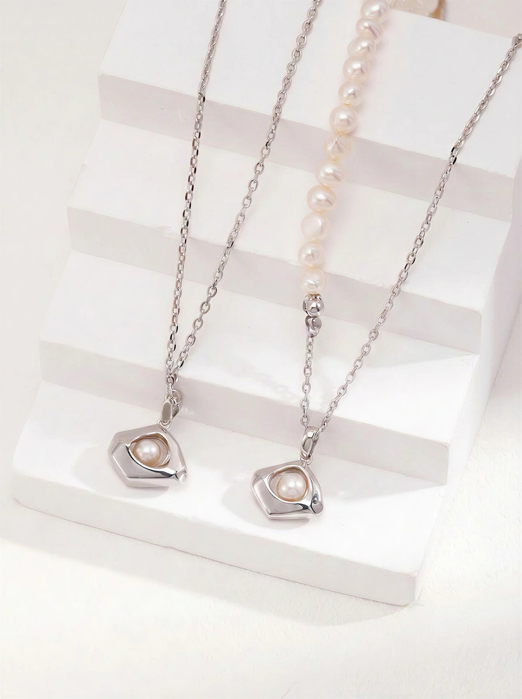 Nerith Pearl Necklace