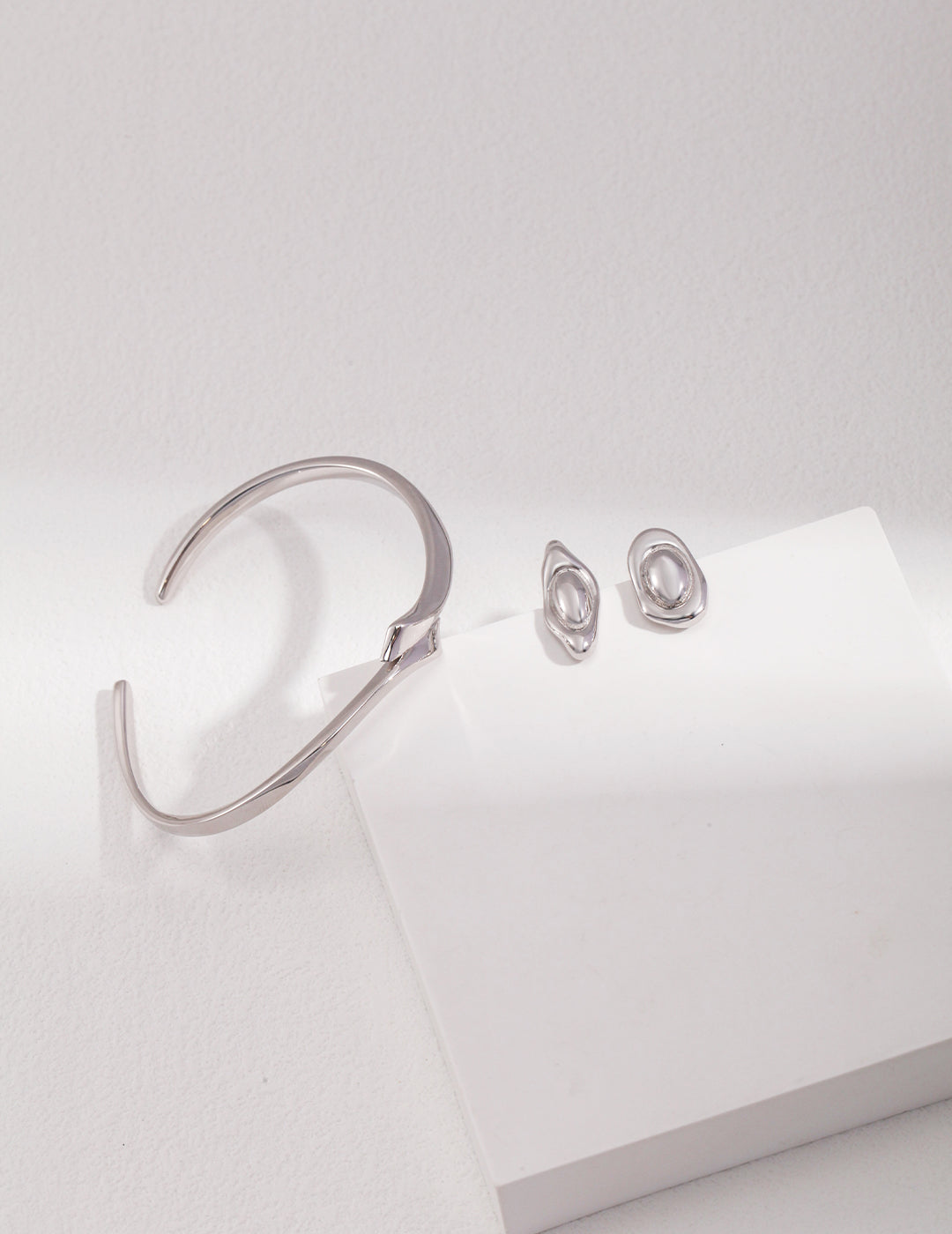 Nexor Asymmetrical Earrings