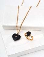 Nior Core Heart Necklace