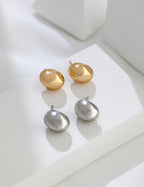 Solis Pebble Studs