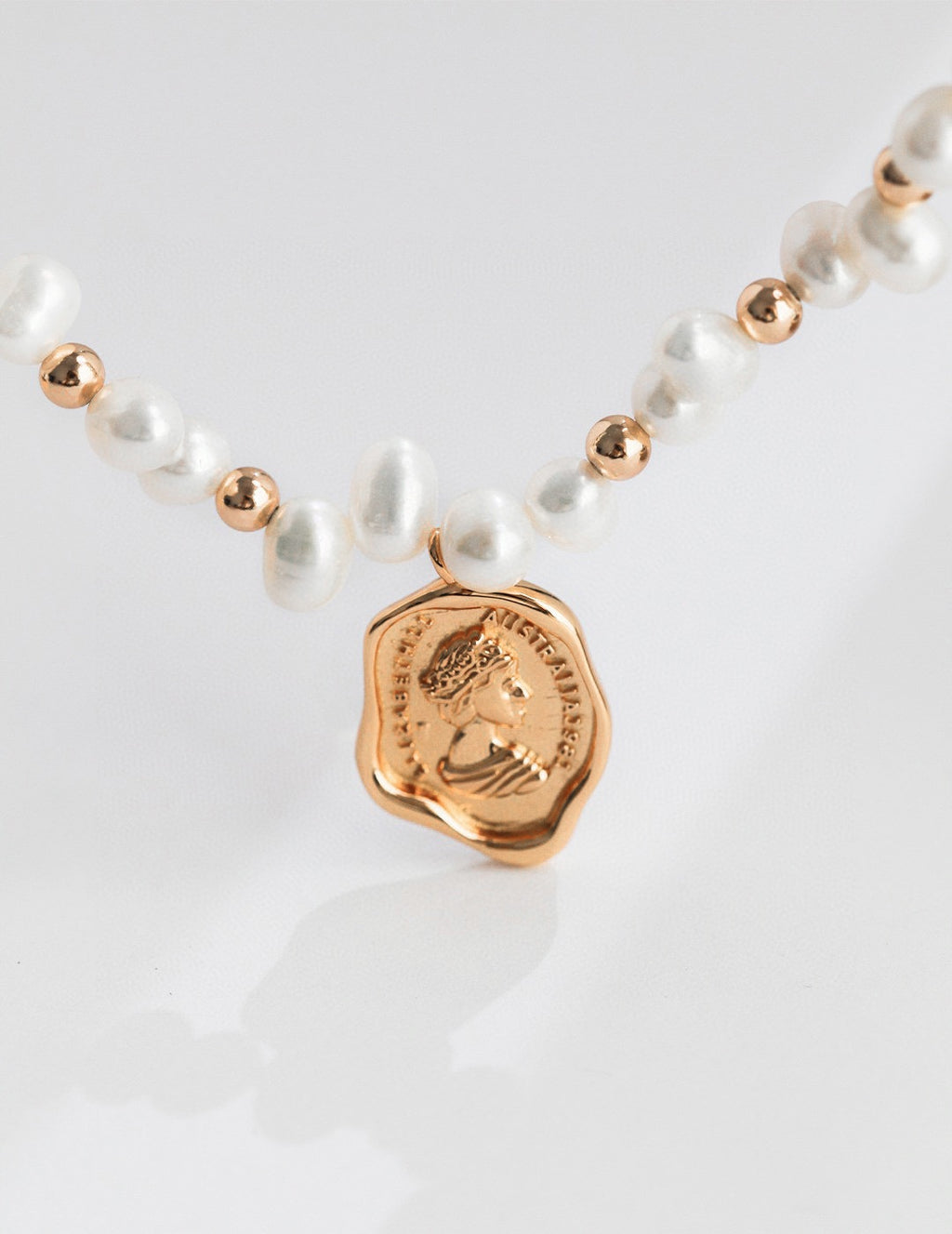 Sovran Pearl Necklace