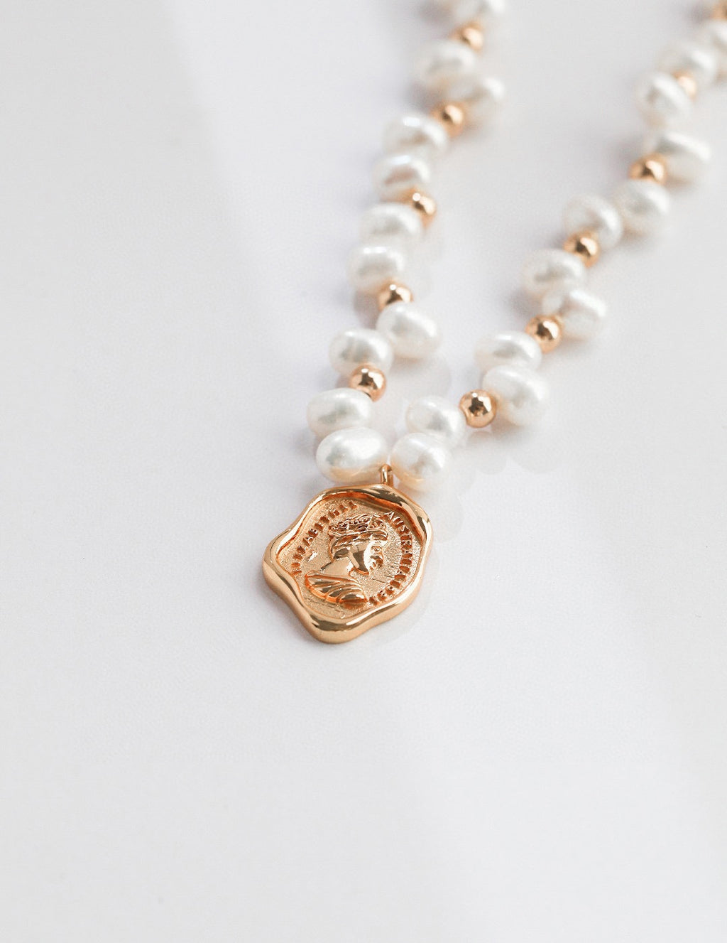 Sovran Pearl Necklace