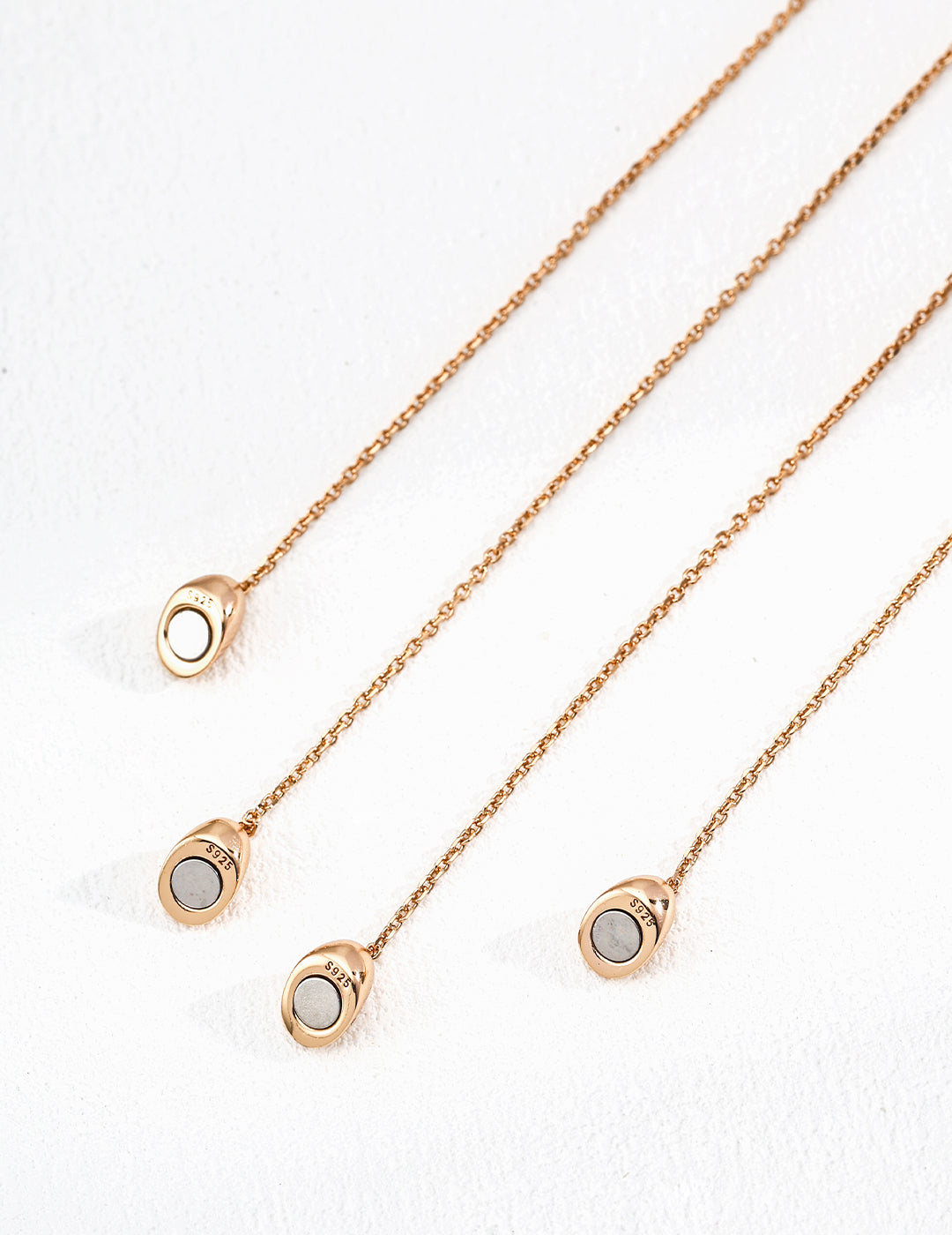 Toren Heart Magnet Necklace