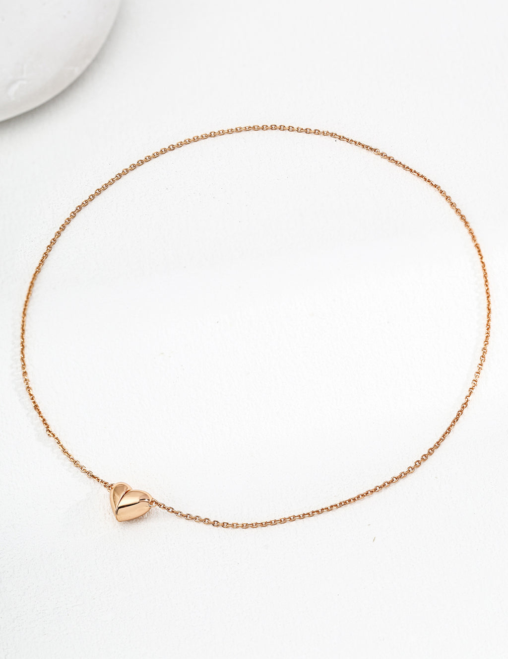 Toren Heart Magnet Necklace