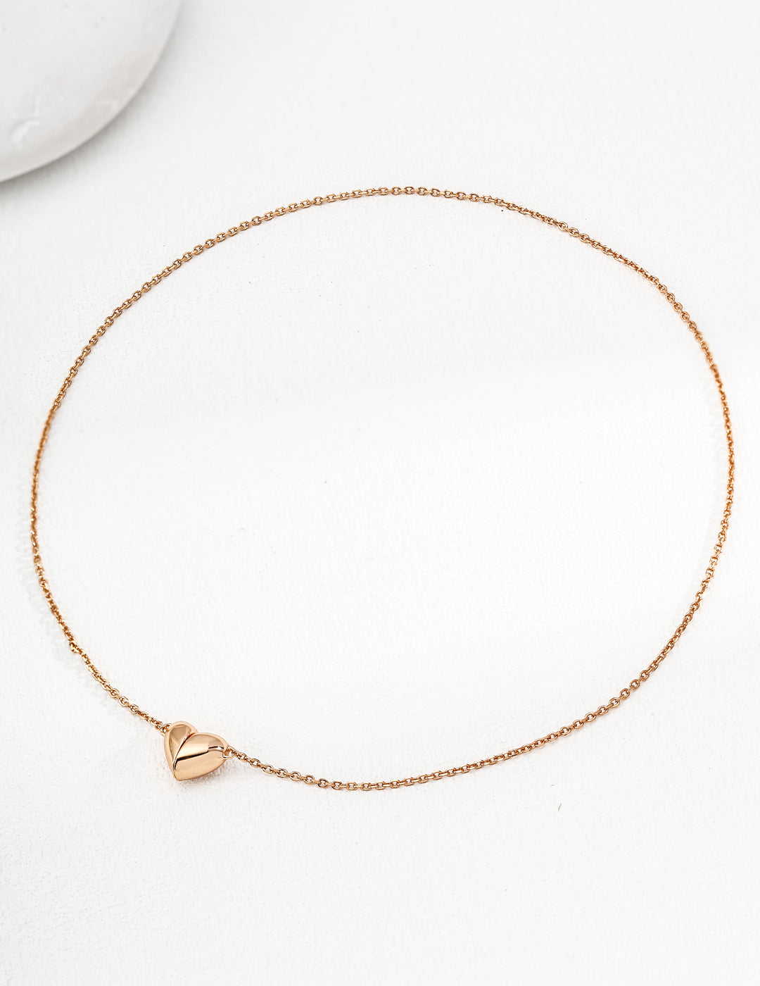 Toren Heart Magnet Necklace