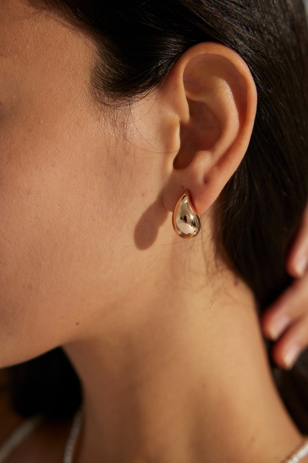 Vanta Drop Earrings