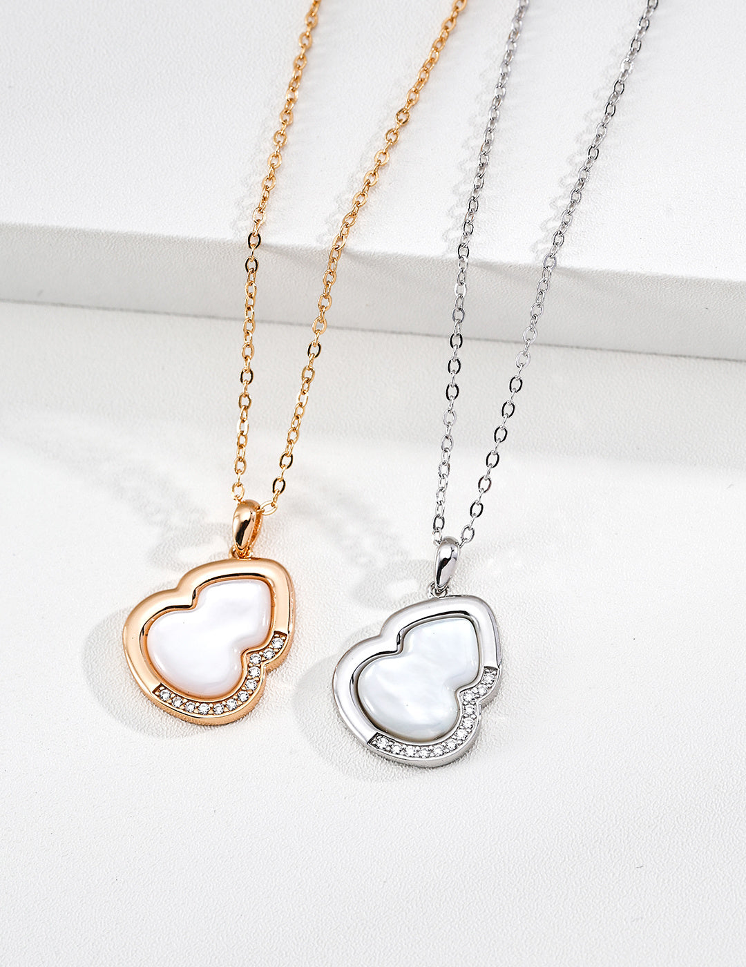 Vero Pearl Necklace