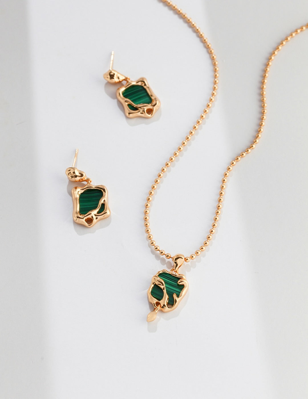Verra Malachite Necklace