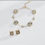 Clova Radiant Earrings